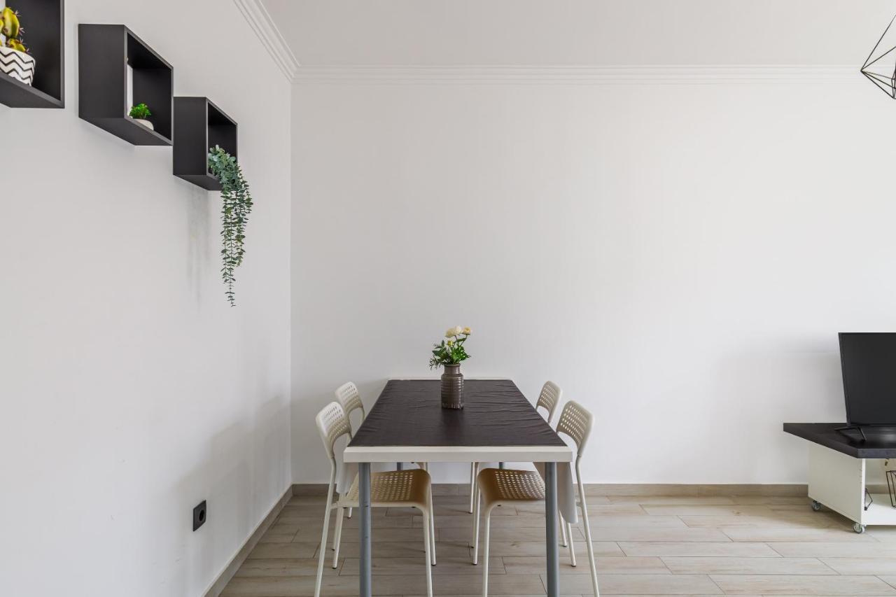 Sleeptubal Moderne Accommodatie Alhos Vedros Exteriör bild