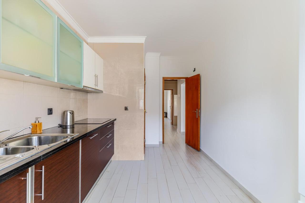 Sleeptubal Moderne Accommodatie Alhos Vedros Exteriör bild
